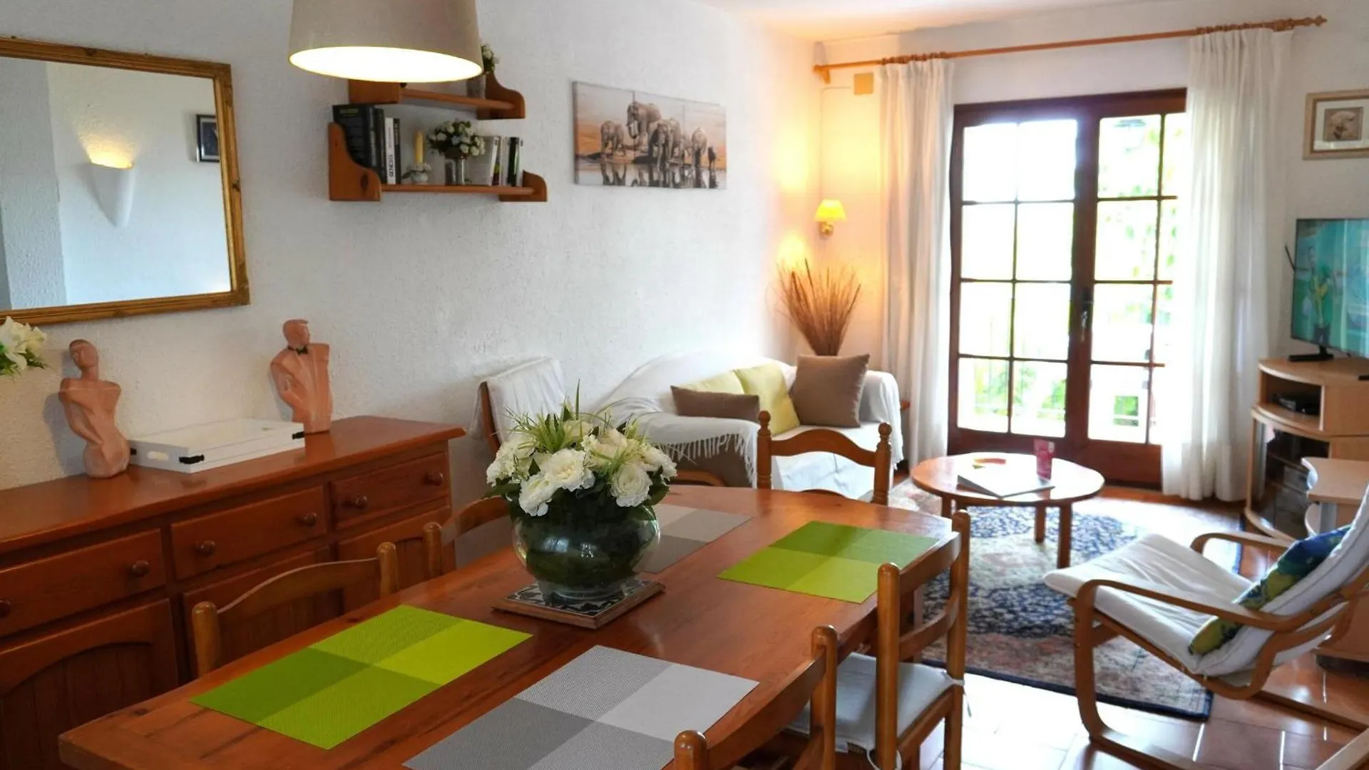 Casa Vacacional Tranquila Con Piscina, Jardin Y Cerca De La Playa En L'Estartit - Es-323-29 Villa Spain